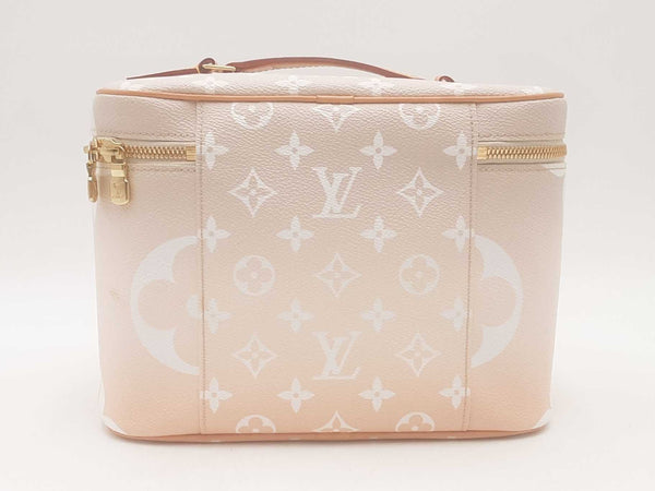 Louis Vuitton Monogram Giant By The Pool Nice Bb Brume Travel Bag Sd0825rwzsa