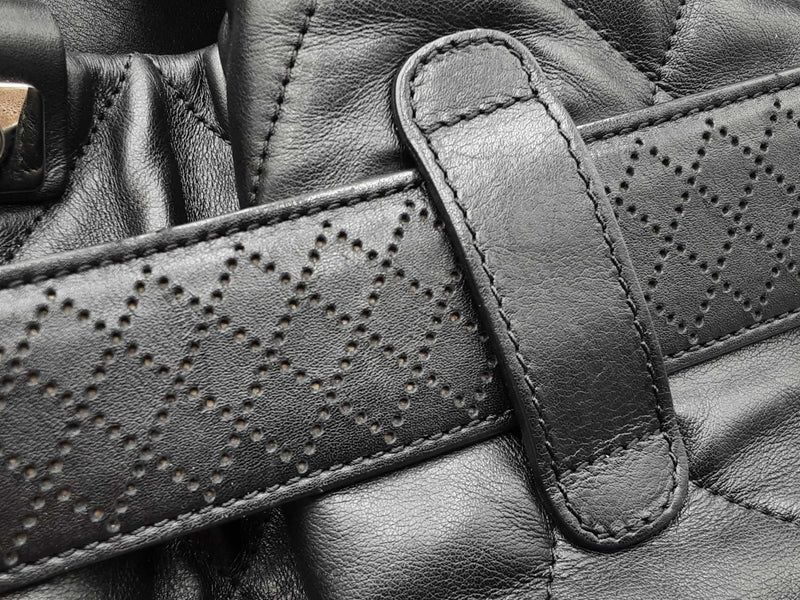 Chanel Mademoiselle Door Latch Tote In Diamond-quilted Black Leather Fw0925rxzdu
