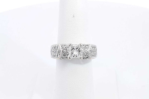 Approx. 1.56ctw Diamond Ring In 18k White Gold 10.3 Grams Size 6.75 Eb0125opxzsa