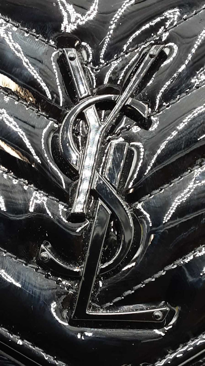 Yves Saint Laurent Patent Leather Cassandre Envelope Chain Wallet Eb1125rxzdu