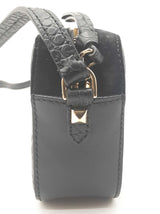 Jimmy Choo Palace Black Logo Leather Crossbody Bag Do0925rxde