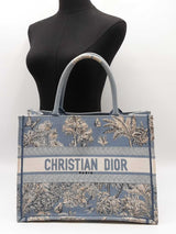 Christian Dior Dioriviera Medium Book Tote In Cotton Canvas Fw1225llxzdu