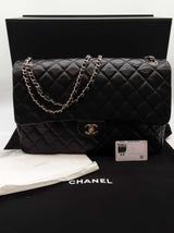 Chanel Classic Jumbo Black Quilted Caviar Leather Shoulder Bag Do0326irxzde