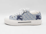 Burberry Equestrian Knight Sneakers In White & Blue Canvas Size 10.5 Fw0926wxzdu