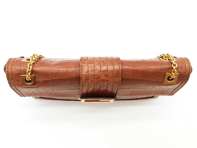 Fendi Baguette Maxi Crocodile Embossed Chain Handbag Sd0325izxzde