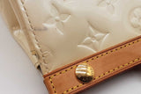 Louis Vuitton Monogram Vernis Roxbury Drive Perle Crossbody Clutch Eb0926rxzde