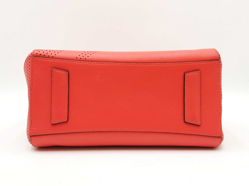Givenchy Antigona Satchel In Red Leather Fw0725lrzdu