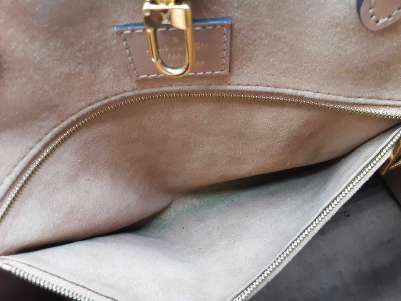 Louis Vuitton Onthego Beige Monogram Empreinte Leather Tote Bag Do0425exzxde