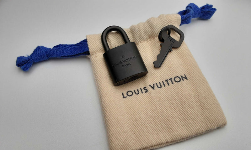 Louis Vuitton Galaxy Keepall 50cm Limited Edition Hs0223wrzxsa