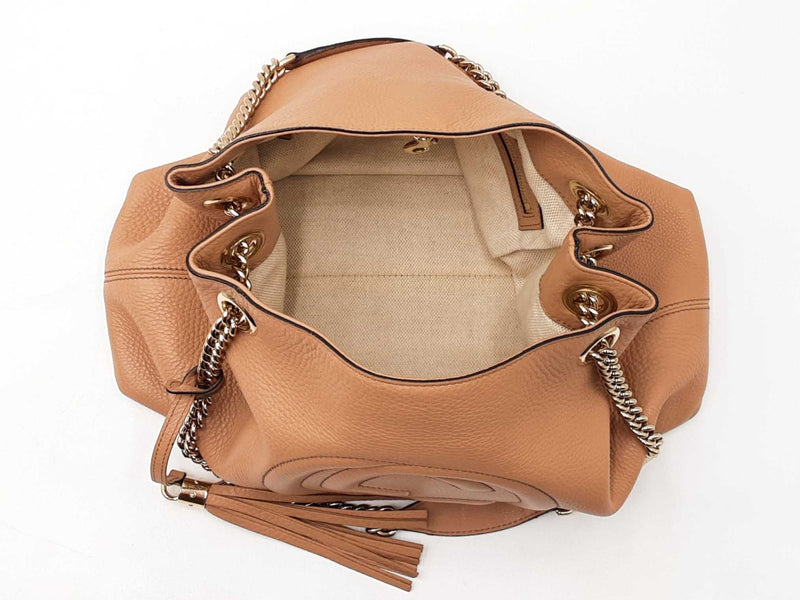 Gucci Soho Chain Shoulder Bag In Tan Pebbled Calfskin Fw0825pzxdu
