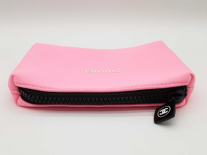 Chanel Vip Neon Pink Neoprene Cosmetic Bag Do0225oxde