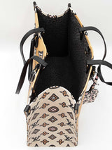 Louis Vuitton Onthego Gm In Monogram Giant Wild At Heart Canvas Fw0926exzdu