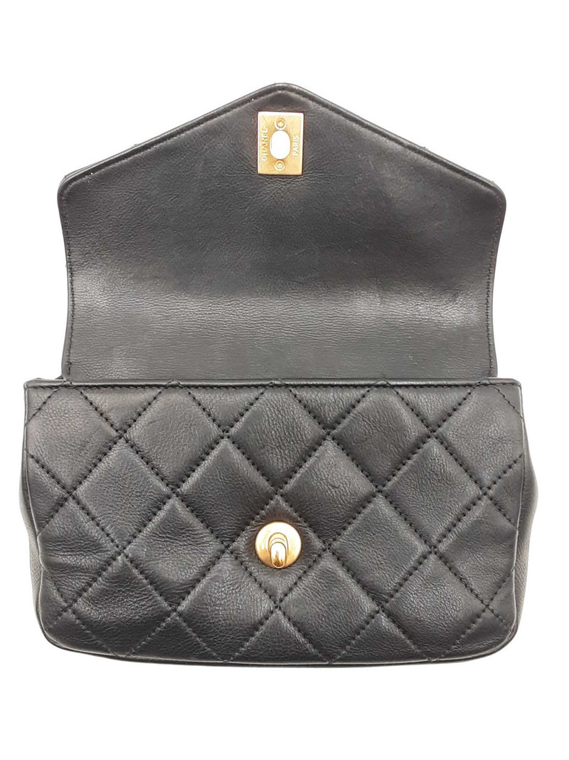 Chanel Envelope Flap Waist Bag In Diamond-quilted Black Leather Fw0825lpzxdu