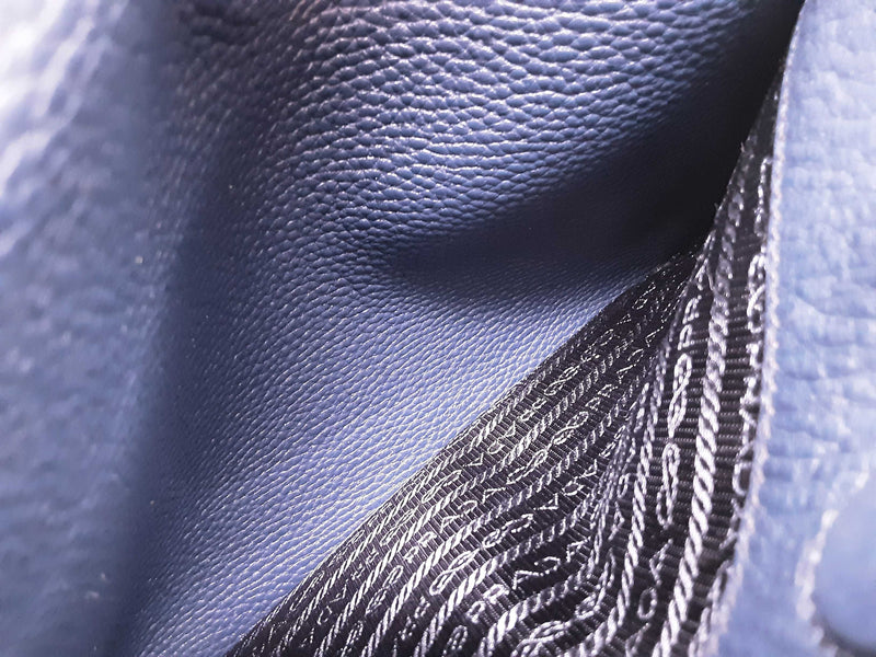 Prada Navy Blue Pebbled Leather Hobo Tote Bag Do0525rrxde