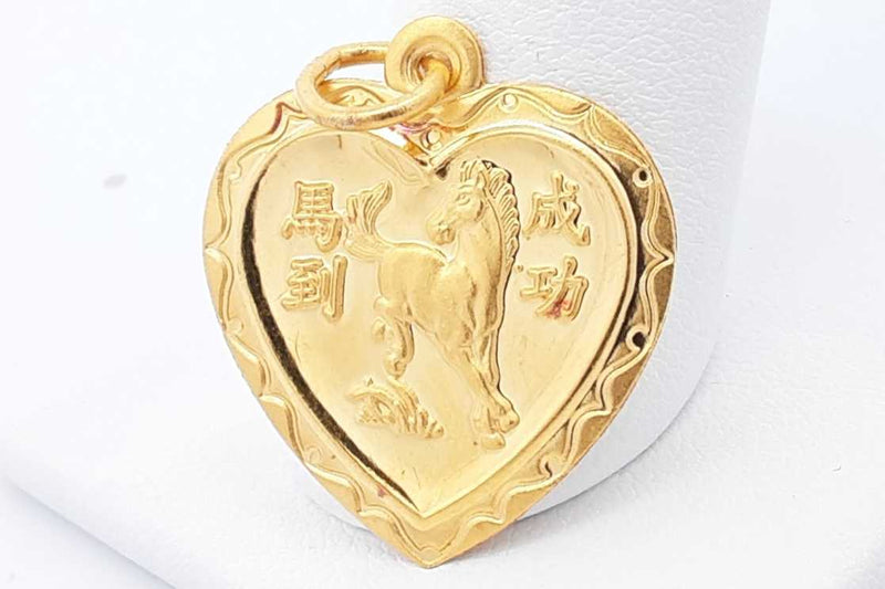 22k Yellow Gold Chinese Horse Zodiac Heart Shaped Pendant 4.4 Grams Eb1024orxsa