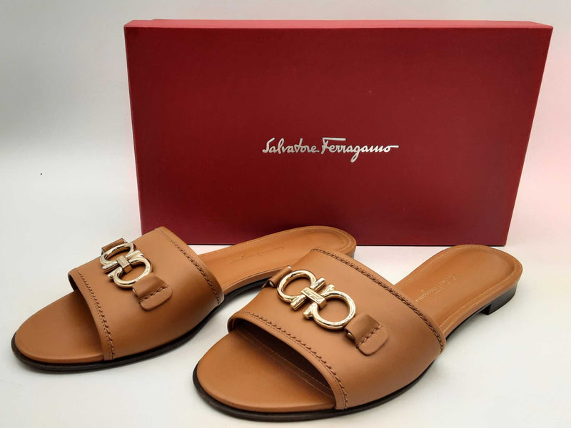 Salvatore Ferragamo Rhodes Beechwood Tan Leather Slides Size 10 Do1224lrxde