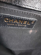 Chanel Black Chevron Quilted Caviar Leather Boy Bag Eb1225orxzde