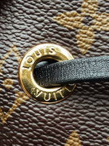 Louis Vuitton Neo Noe Mm Bucket Bag In Monogram Coated Canvas Fw0626exzdu