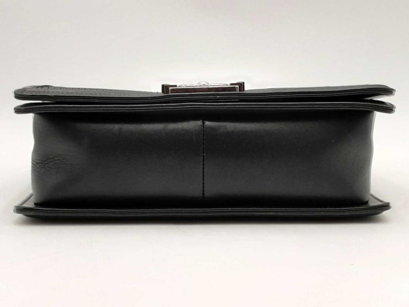 Chanel Medium Boy Bag Woven Leather Black Handbag Aa0425lexzsa