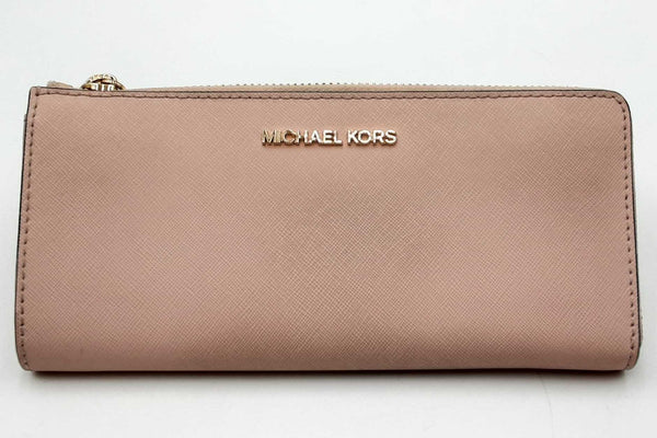 Michael Kors Jet Set Travel Pink Saffiano Leather Quarter Zip Wallet Eb0125wxdu