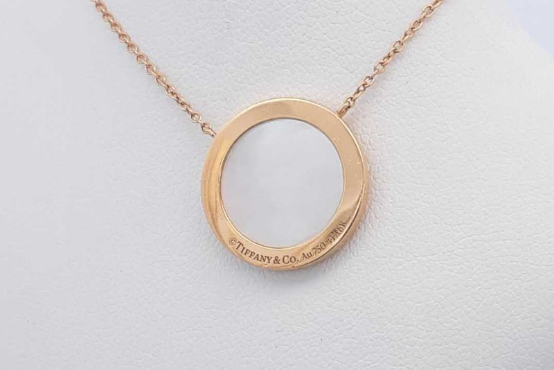 Tiffany & Co. T Diamond & Mother Of Pearl Circle Pendant In 18k Yg 4g Eb524exzsa