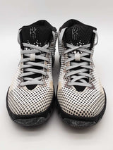 Nike Kyrie 1 Bhm Black & White Sneakers Size 9 718820-100 Eb0326rxde