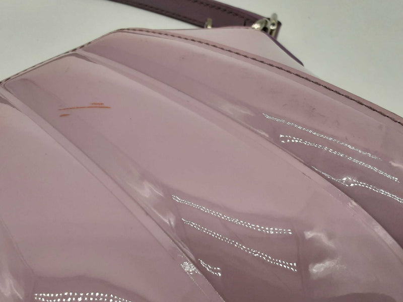 Givenchy Lock Antigona Lilac Quilted Patent Leather Shoulder Bag Do1024wxzde