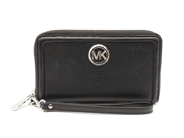 Michael Kors Fulton Smartphone Wristlet In Black Pebbled Leather Fw1125oxdu