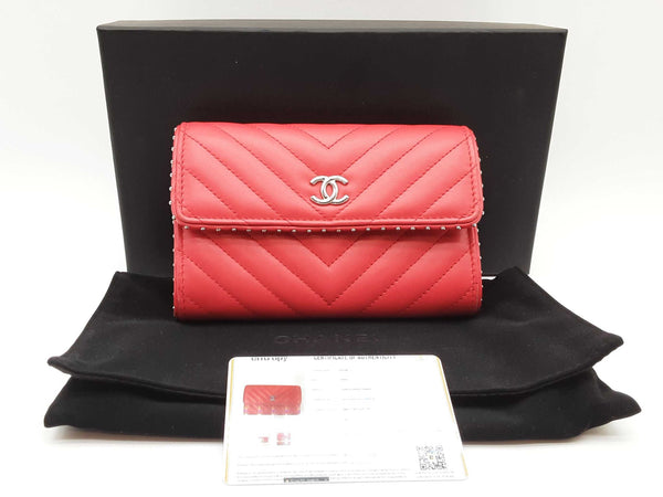 Chanel Red Chevron Quilted Leather Studded Wallet Do0625worde