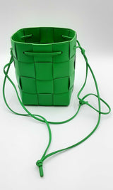 Bottega Veneta Cassette Intreccio Green Leather Bucket Bag Eb0223lrxdu