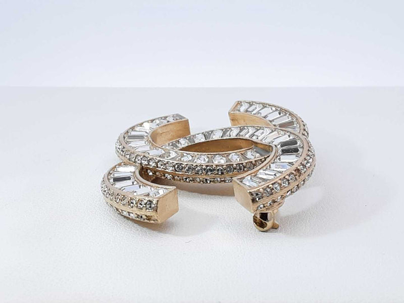 Chanel 2017 Gold-tone & Cubic Zirconia Cc Logo Brooch/pin Fw1025orzdu