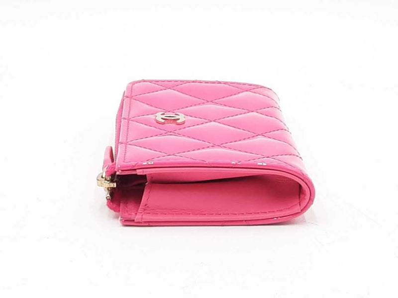 Chanel Matelassé Hot Pink Patent Leather Coin Case Fw0225oxzdu