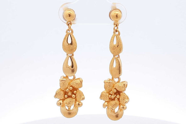 22k Yellow Gold Flower Dangle Earrings 10.5 Grams Ebeb1024rxzsa