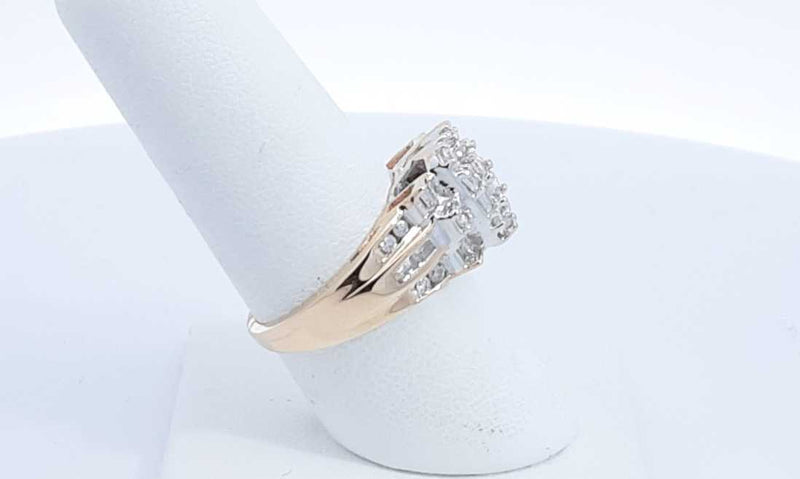 10k Yellow Gold Diamond Ring Size 7, 5.4 Grams Eb0524oxzdu