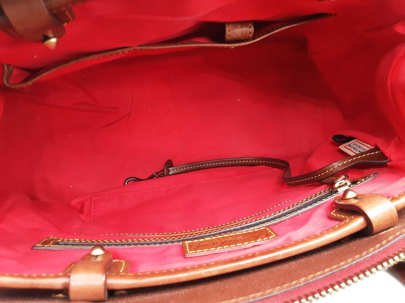 Dooney & Bourke Wilson All Weather Red Brown Leather Shoulder Bag Do0325lrde