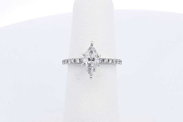 0.66ctw Diamond Ring In 14k White Gold 2.4 Grams Size 5 Sd0325prrsa