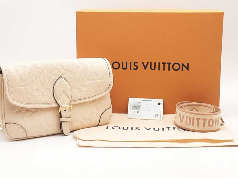 Louis Vuitton Diane Monogram Empreinte White Handbag Aa0525lprzsa