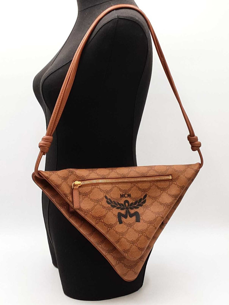 Mcm Himmell Triangle Pouch In Cognac Lauretos Coated Canvas Fw0725crdu