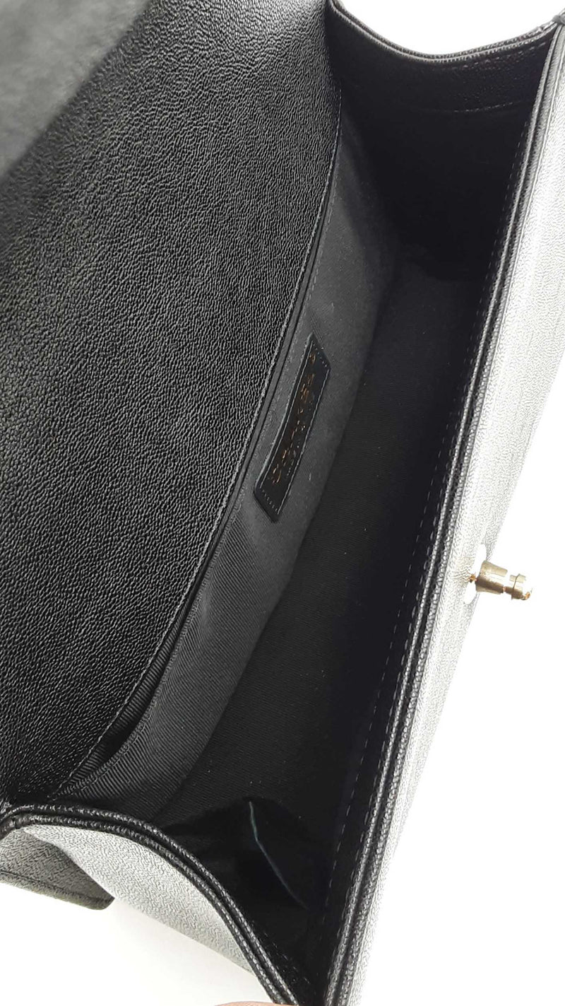 Chanel Boy Bag In Black Quilted Caviar Leather Fw0725orzxdu