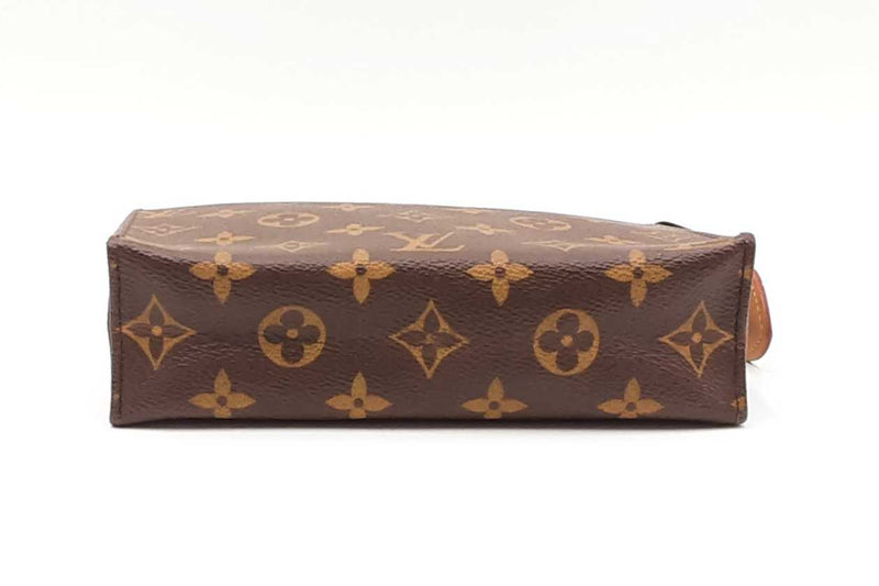 Louis Vuitton Monogram Coated Canvas Pochette Toilette Fw0525lrzdu