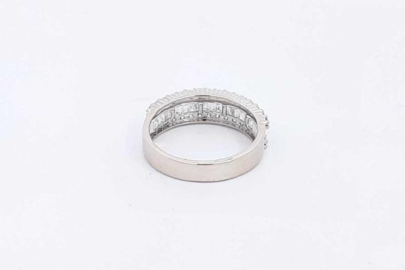 0.64ctw Diamond Ring In 14k White Gold 3.2 Grams Size 7 Eb0225oorsa