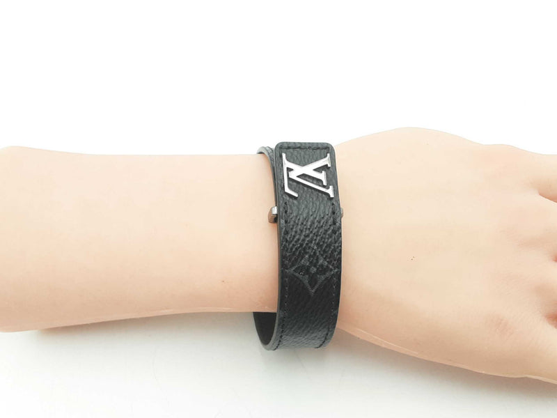 Louis Vuitton Lv Slim Monogram Eclipse Bracelet 9 Inch Sd0825lrzsa