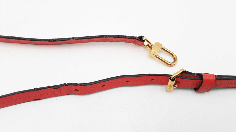 Louis Vuitton Retiro Handbag In Monogram Coated Canvas & Red Leather Fw0625wzxdu