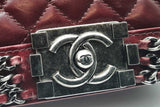 Chanel Quilted Burgundy Leather  Chain Aroung Boy Bag Eb0726lixzde