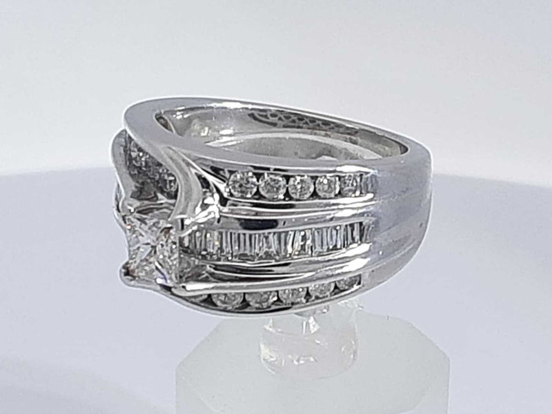 1.68 Cttw Diamond 14k White Gold Ring 10.5 Grams Size 7 Aa0825cxzsa