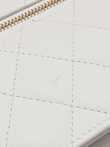 Chanel Mini Wallet On "Maxi Pearls" Chain In White Leather Fw1225srxdu