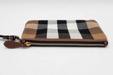Burberry House Check Peyton Wristlet Clutch Eb0526ersa