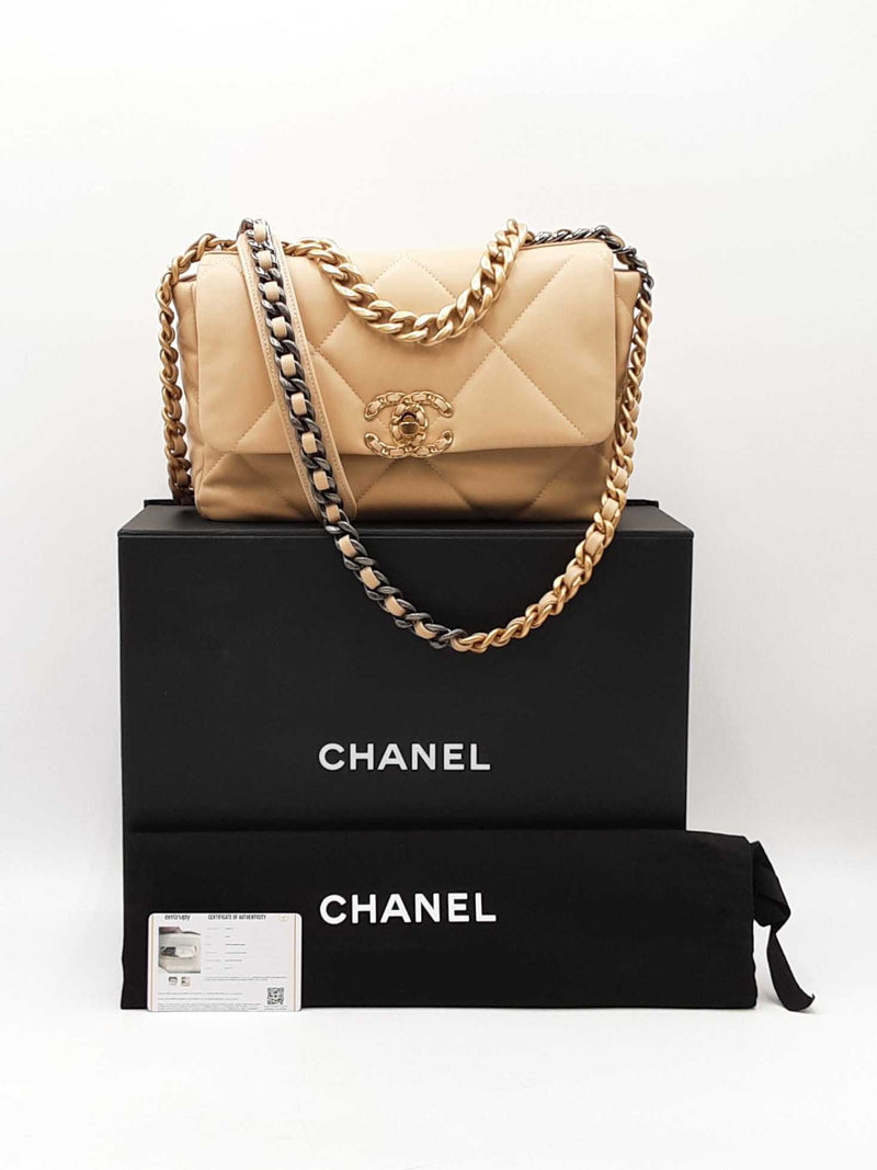 Chanel 19 Beige Diamond-quilted Leather Flap Bag Fw0825ozxzdu