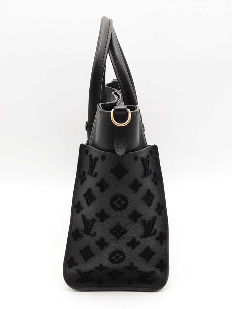 Louis Vuitton Black Calfskin Leather On My Side Mm Tote Bag Sd0825ozcrsa