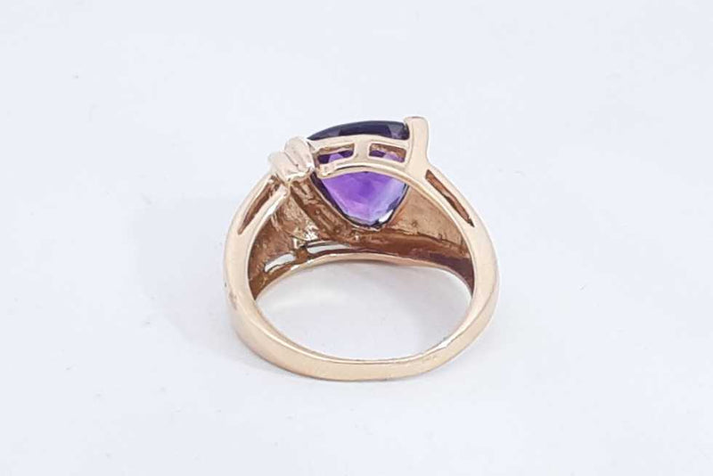 10k Yellow Gold Ring With Purple Stone 4.46 Grams Size 6.5 Eb0524sxsa